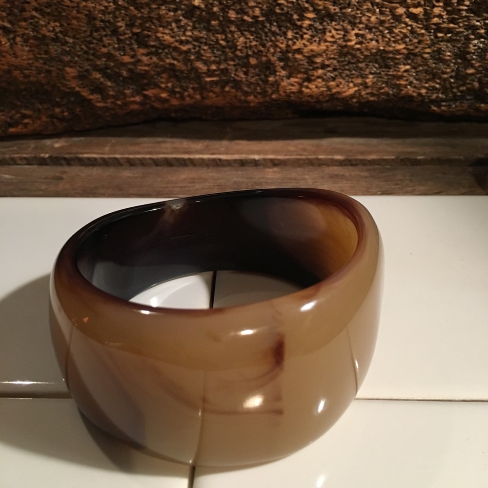 Vintage Lucite Bangle Bracelet